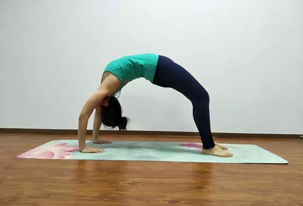 进入轮式以后，肩膀不能到手臂的正上方，怎么办？