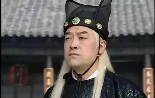 泰国人妖和女性如何区分,泰国人妖和男性如何区分