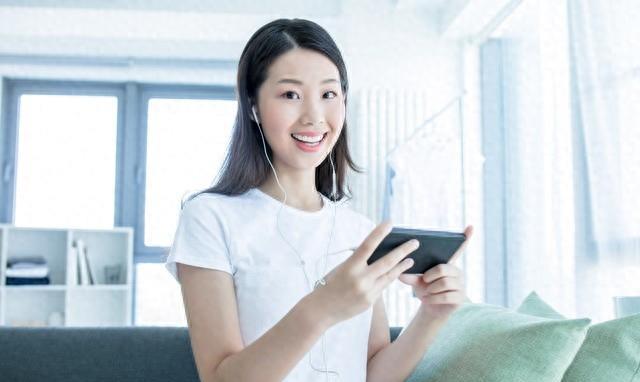 中国移动更新了怎么领权益,中国移动权益版和公开版