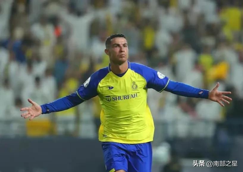 C罗轰世界波，带队完成大逆转，乔妹大秀电臀舞，好身材一览无余