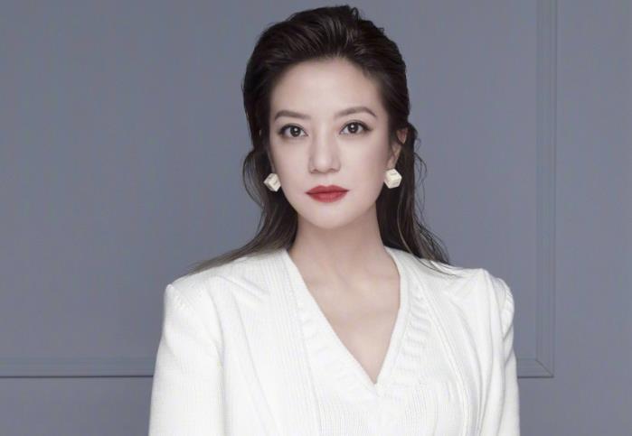 “亲日辱华”顶风作案的赵薇，遭到全网封杀，不再被世人所原谅