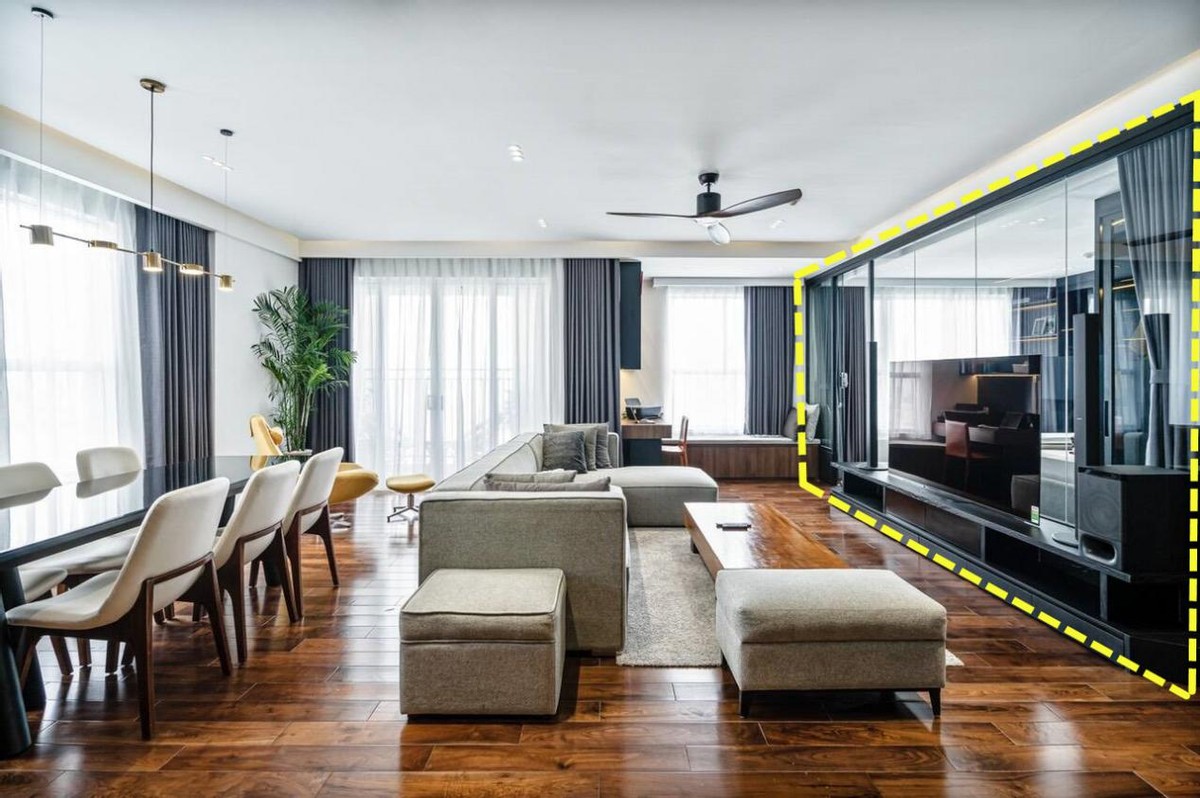 一半墙一半玻璃隔断卧室和客厅图,用电视墙来做客厅隔断实用又美观