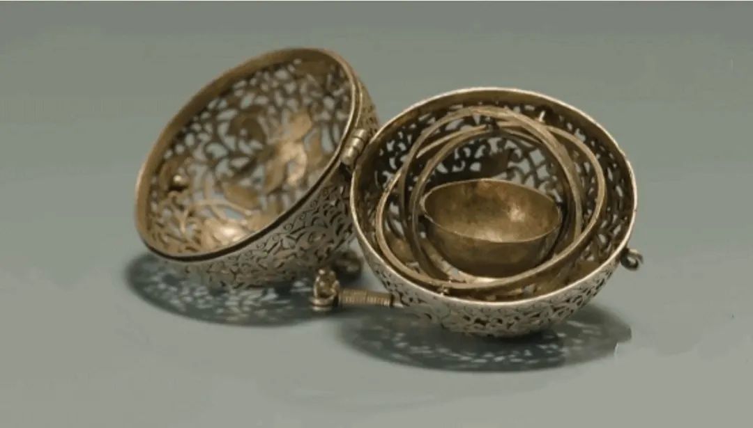 地暖、壁炉、被中香炉……寒冷的冬天古人竟然这样过