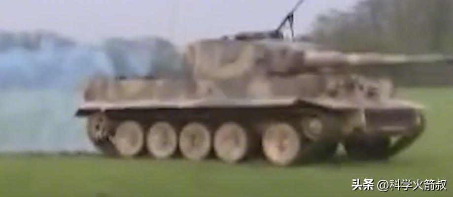 二战德国坦克为什么用交替负重轮,为什么德国虎式坦克比较厉害