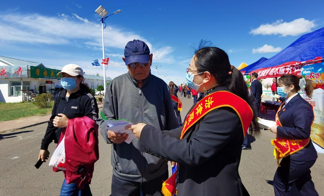乡村法律服务的路越走越宽——北京市王玉梅（海拉尔）律师事务所参与“万名律师进乡村”活动侧记