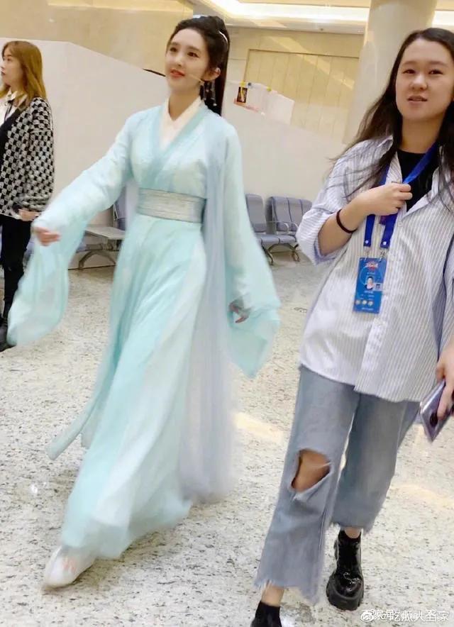 唐艺昕年轻时颜值,唐艺昕惊艳写真大图