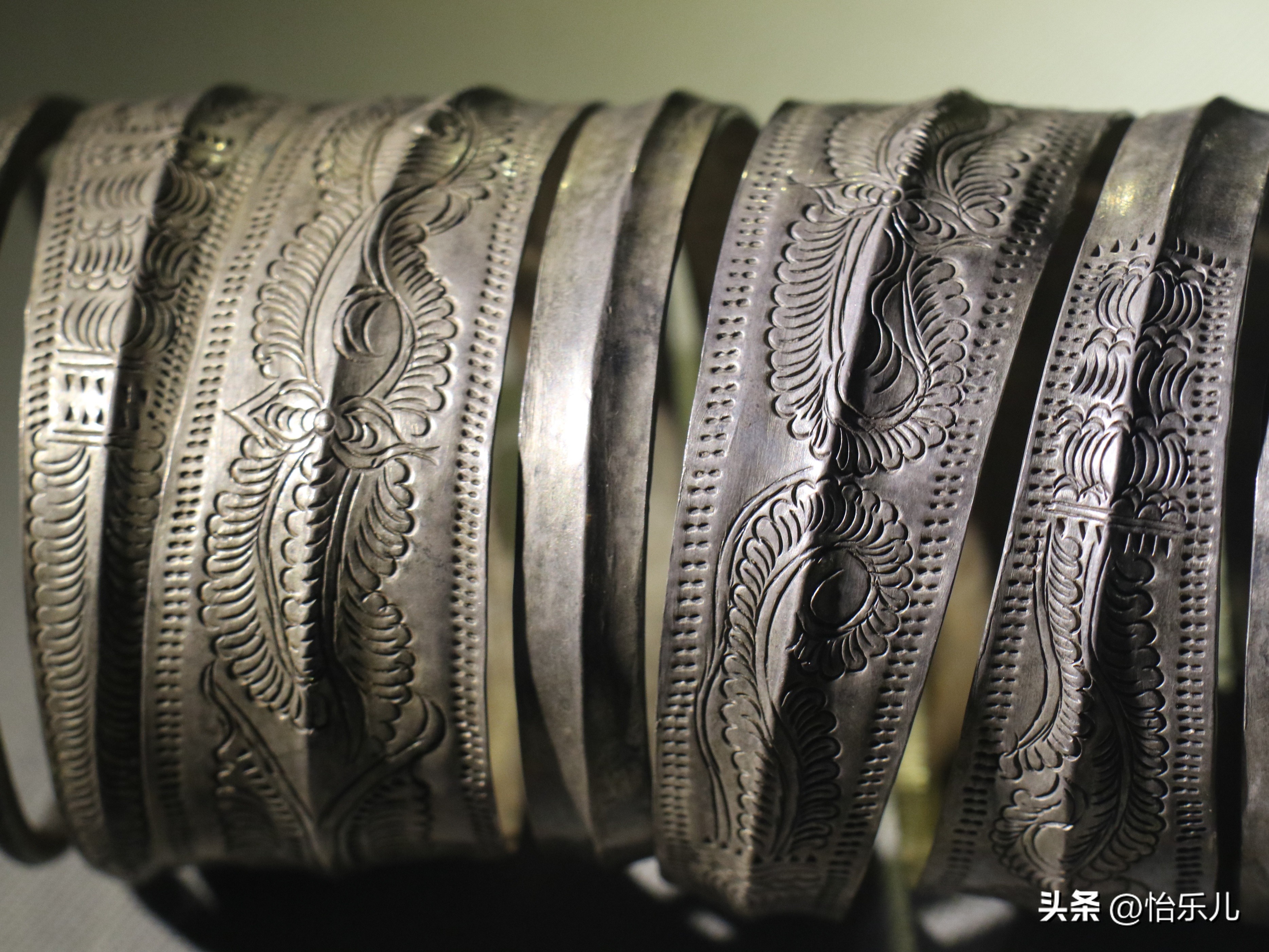 云南最著名的银饰,云南银饰元素