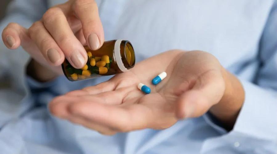 头皮上经常长疙瘩和脓包是怎么了,头皮上有脓疙瘩是怎么回事