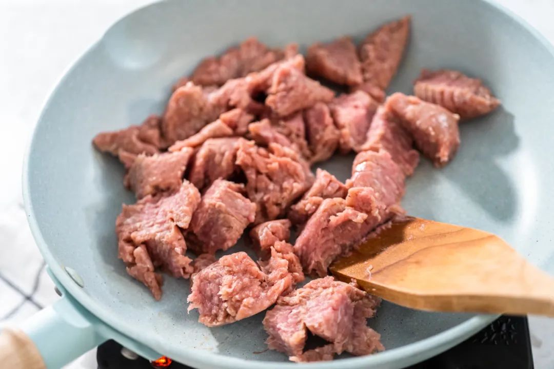 无涂层不粘锅第一次用需要开锅吗,不粘锅需要开锅吗