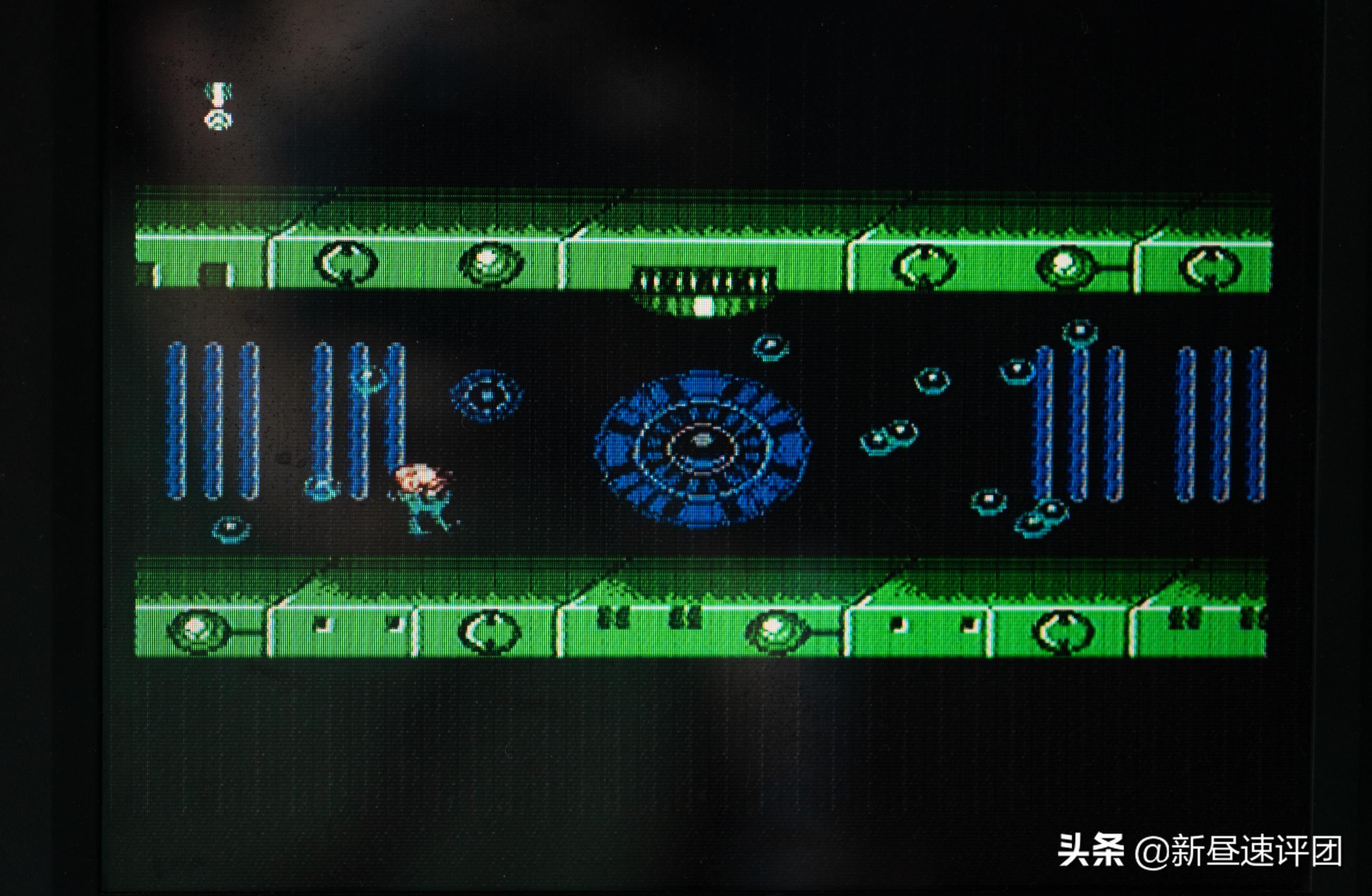 网友从3000公里外寄给我一台小霸王？拆解和修复