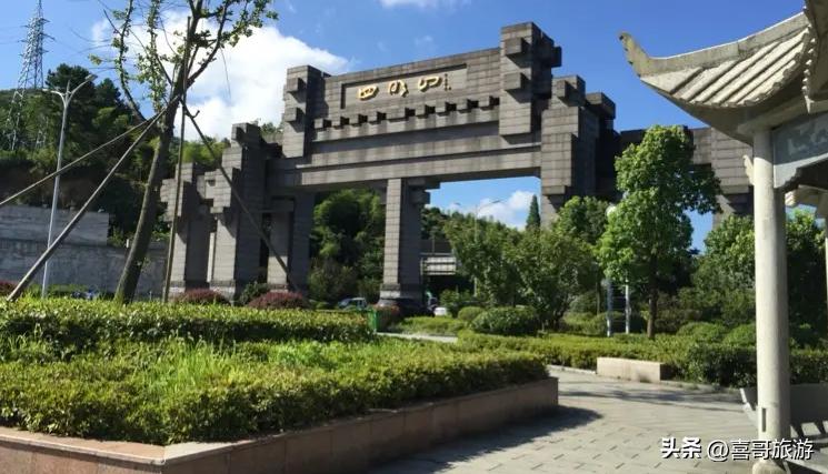 宁波市哪个地方适合自驾游爬山,浙江宁波好玩的地方一日游景点