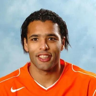 足坛满门忠烈阵容,足坛姓氏排名前十