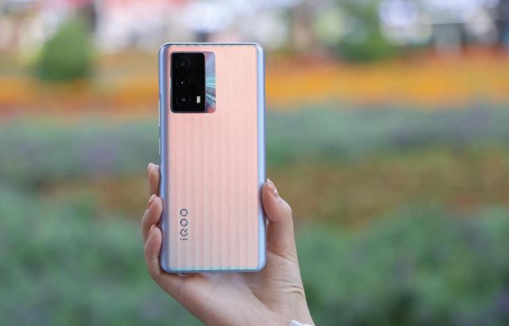 想买手机各位有什么千元机推荐,买千元机不要乱跟风