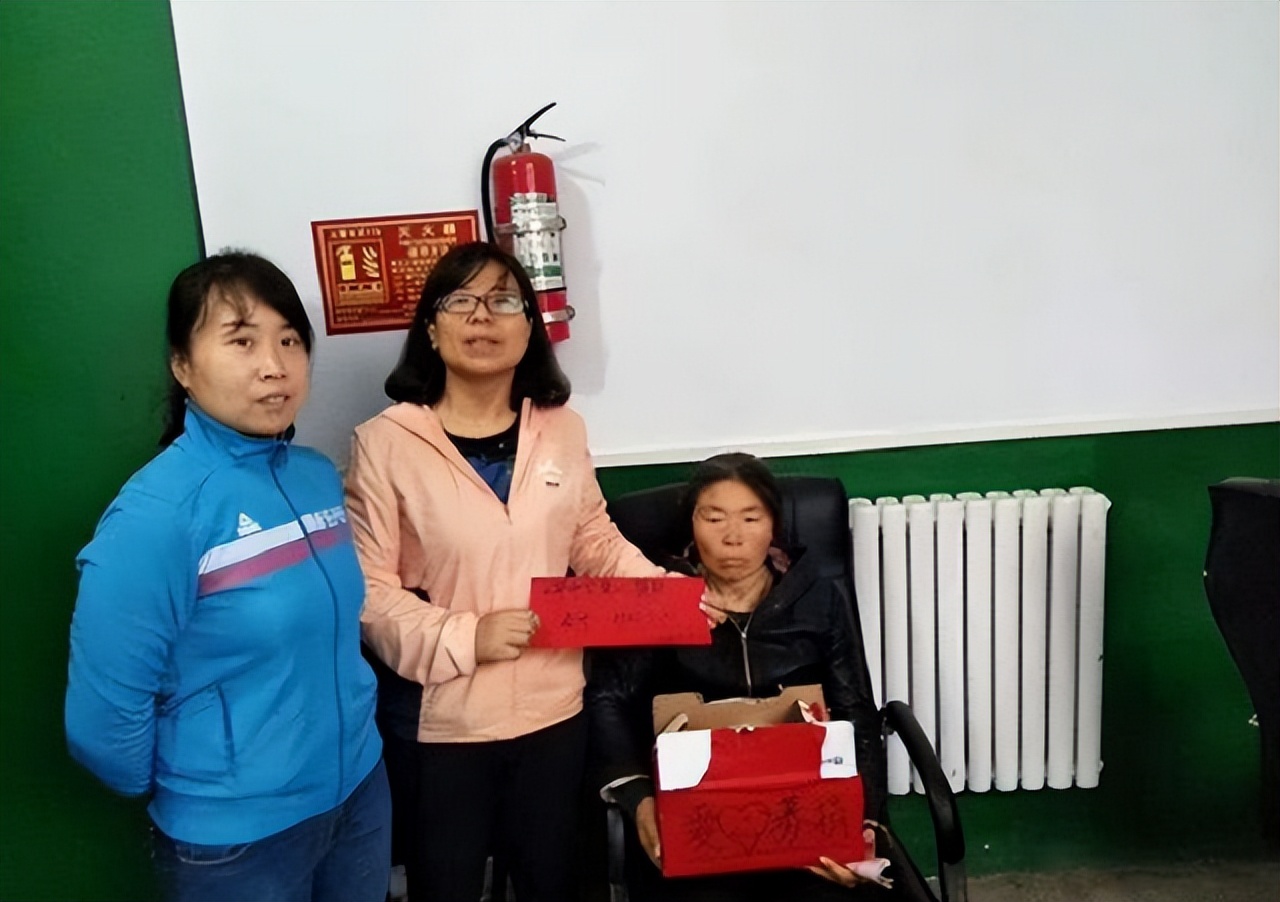 3岁女孩为救白血病哥哥捐骨髓,16岁少年救白血病妹妹的故事