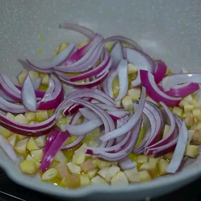 剁椒鱼头教程视频不用蒸,不用蒸的剁椒鱼头的做法