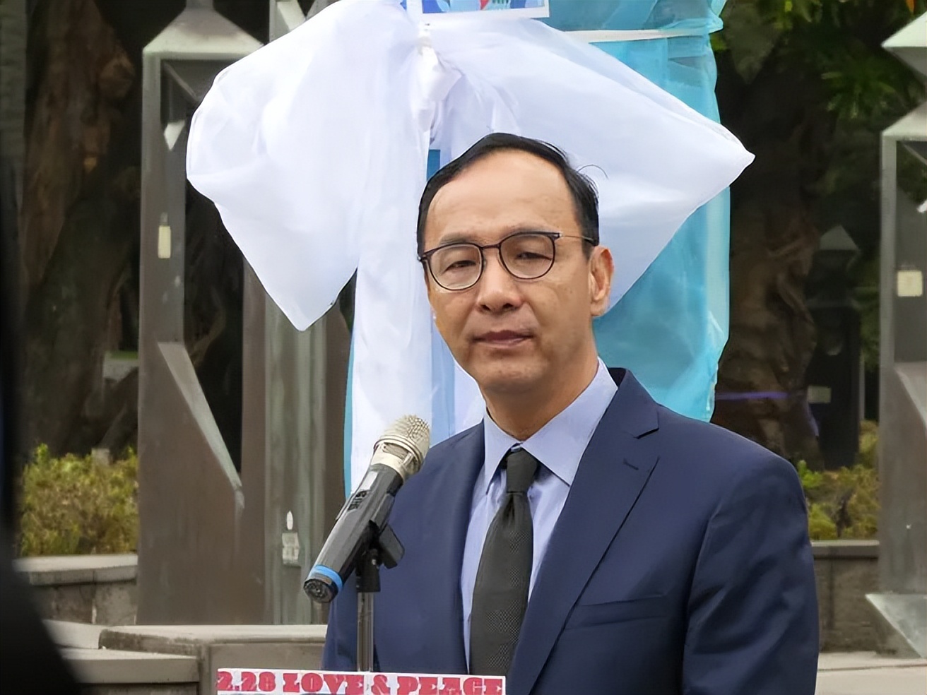 马英九要求朱林二人为南投检讨！张友骅：该检讨的是马英九本人