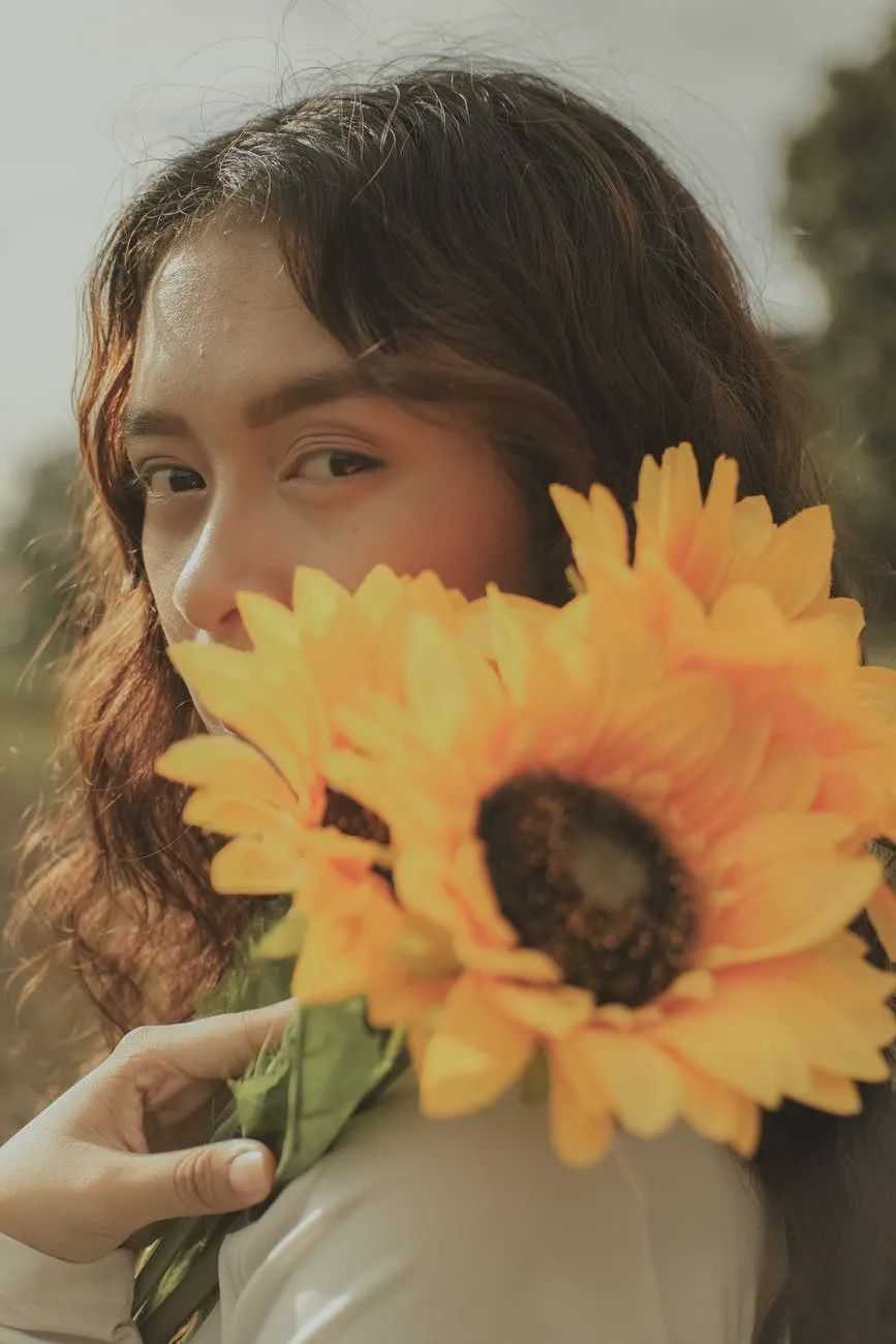 没有月亮的夜晚句子,没有月亮心里也一片皎洁