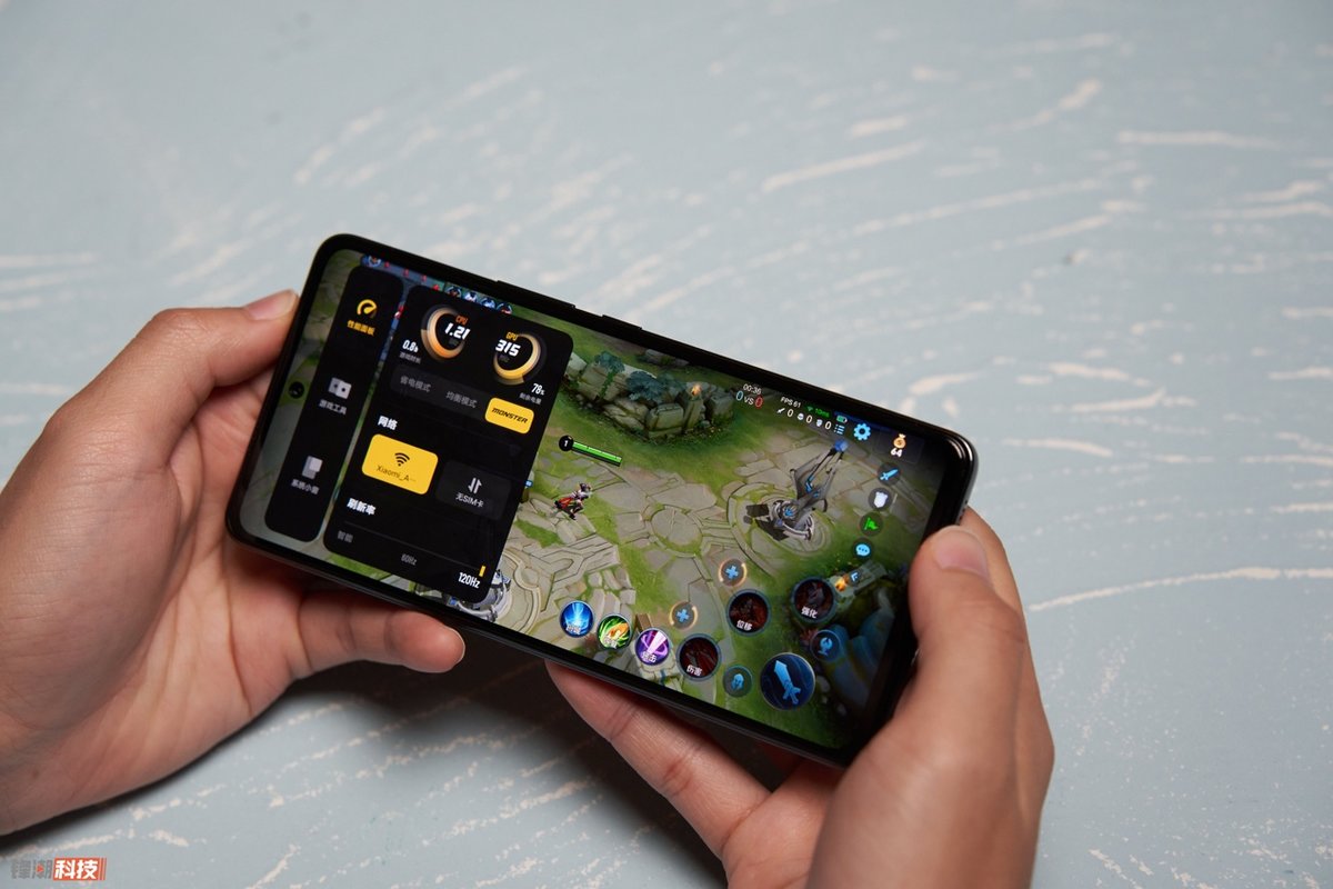 真我neo2和iqooneo5哪个好,iqoo5和iqooneo5哪个强