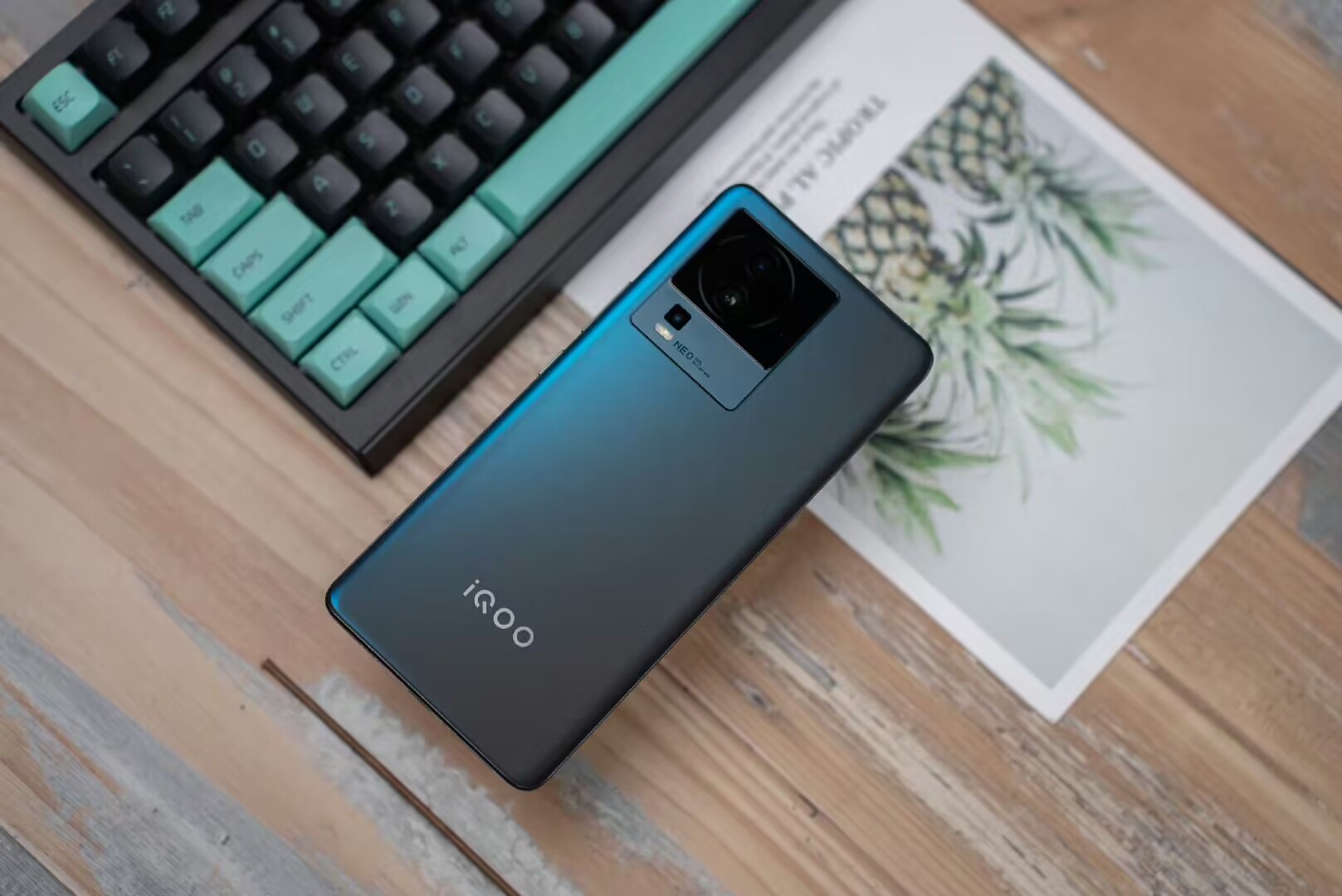 发布会一加ace2对比红米k60,红米新品k60至尊版和一加ace2跑分