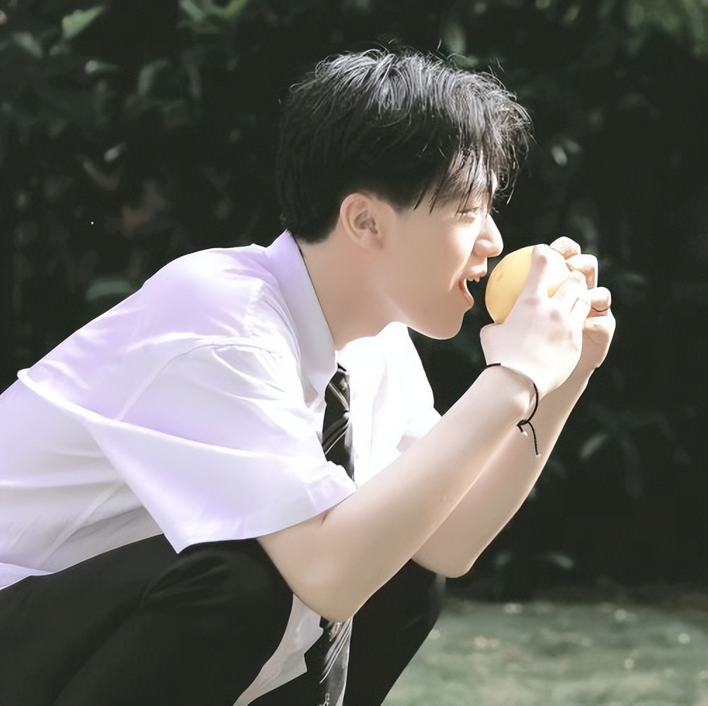 含蓄低调让人不会发现的情侣头像,隐晦又不易察觉的情侣头像