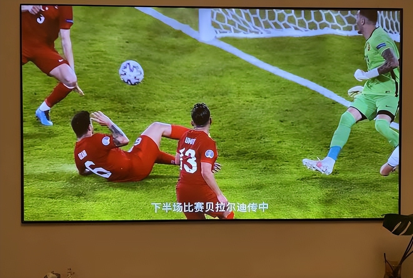 投影仪看球赛适合么,投影仪推荐2022世界杯