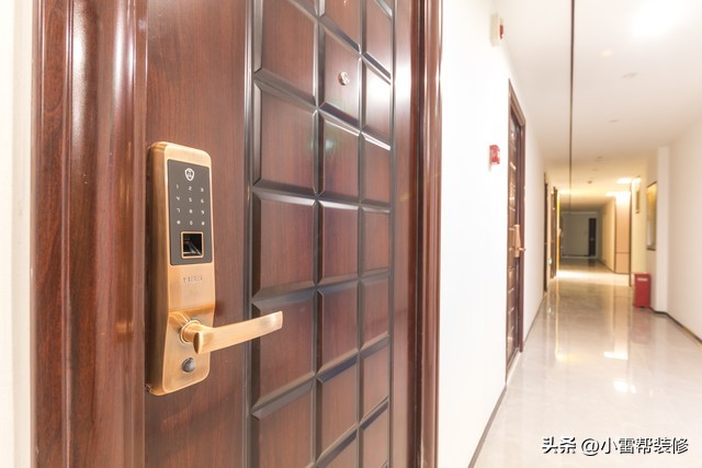 指纹锁选对这几点安全好用不踩坑,好的指纹密码锁应该具备哪些功能