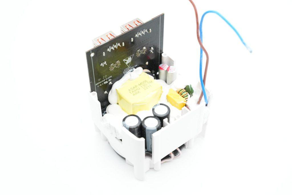 无线快充拆解,27w无线快充拆解步骤