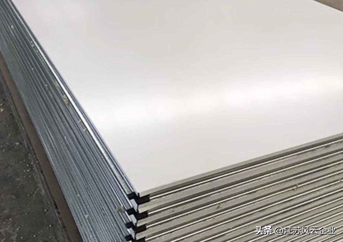 吸音隔热憎水岩棉板,岩棉夹芯复合保温板墙面