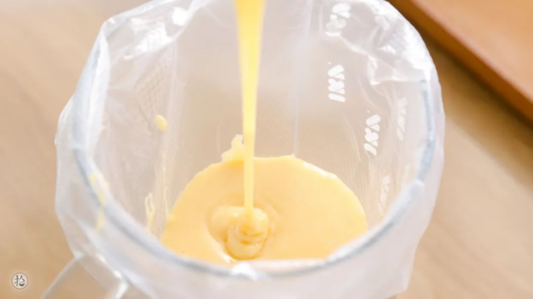 不用烤箱也不用蒸的蛋糕超简单,怎么做不用烤箱不用打发的小蛋糕