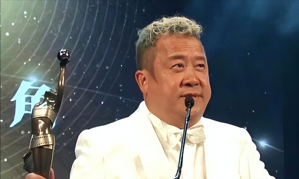曾志伟在香港娱乐圈的地位,曾志伟在香港地位为什么高