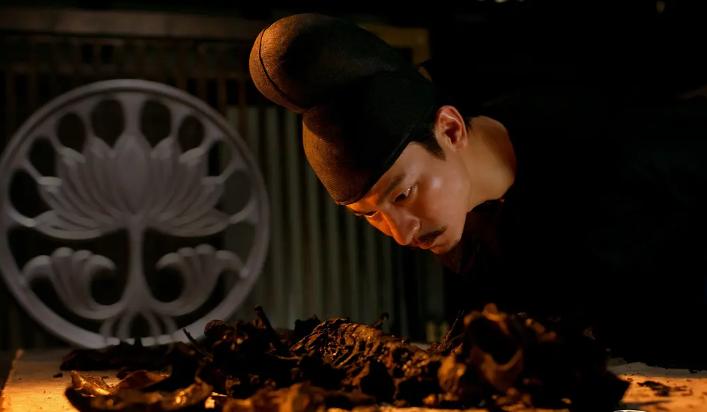 演戏靠念数字，成港片教科书？怪人掀起港片新潮，这次还顶得住吗