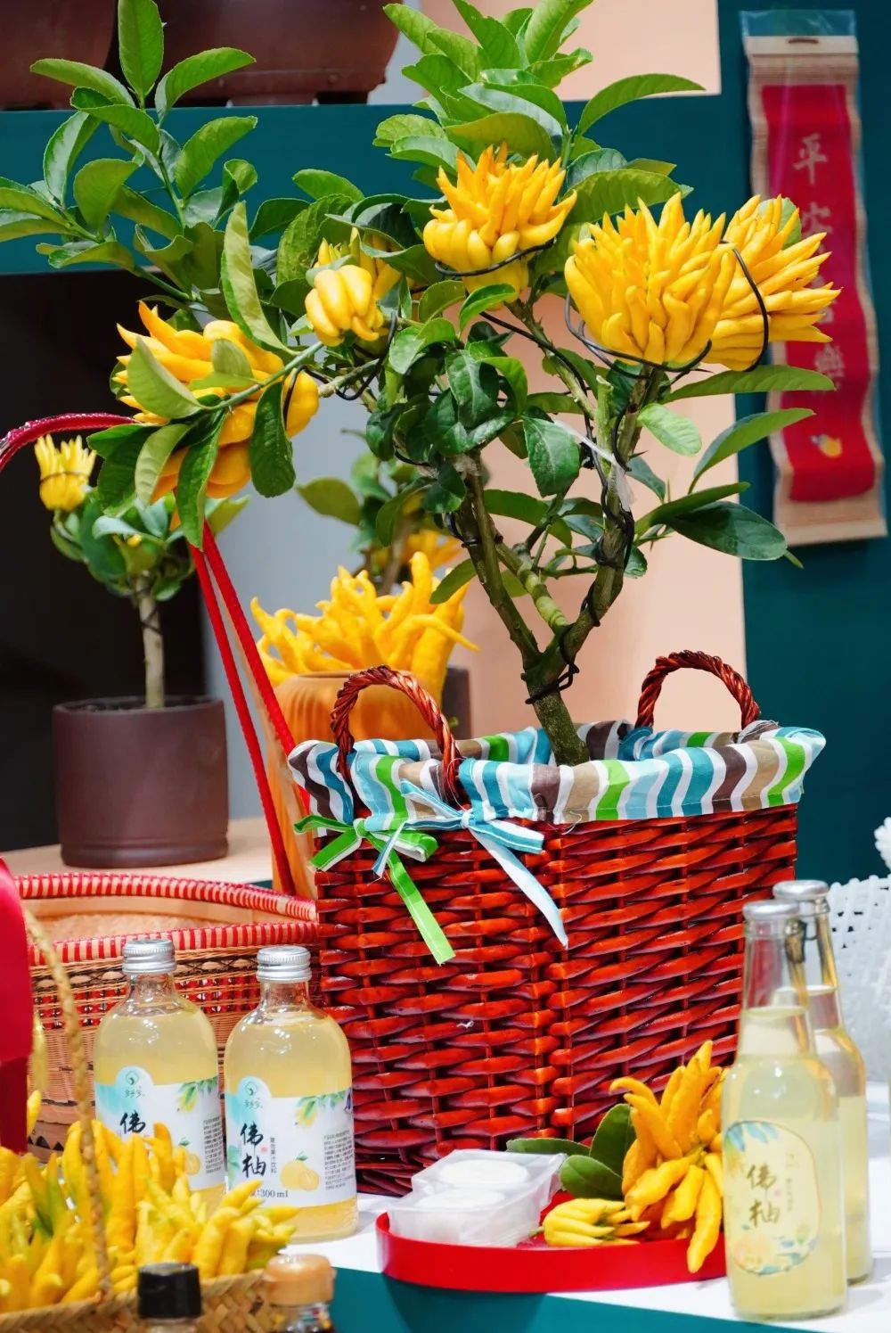 一杯佛柚,一份福佑,宝藏“佛柚”在厦门佛事展彻底火了