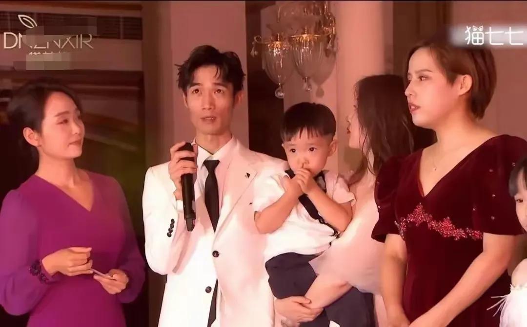 网红猫七七结婚,网红猫七七和小男友是真爱吗