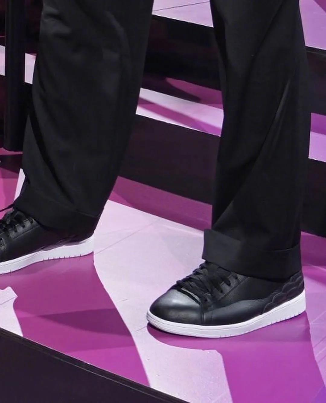 NBA球员上脚：詹姆斯2双战靴，李宁和匹克的球鞋都有