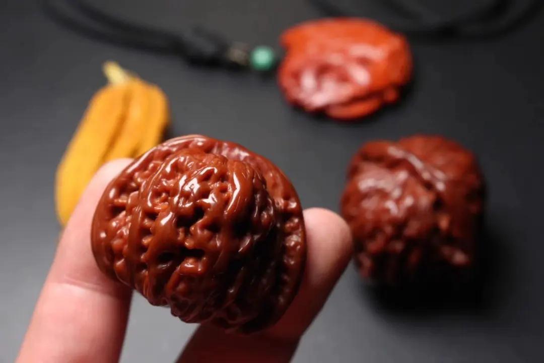 文玩核桃清洗后可以上油吗,刚买的新文玩核桃要不要上油