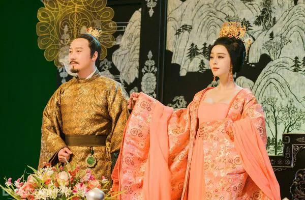 唐朝著名太监高力士到底是忠是奸,唐朝高力士既是太监还是宰相