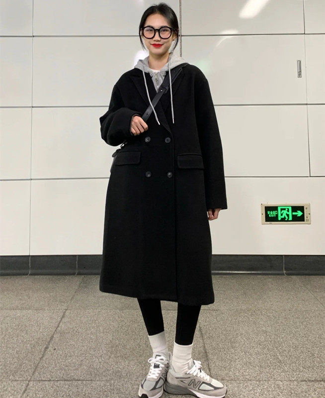 大衣卫衣叠穿怎么搭配好看,大衣卫衣叠穿搭配