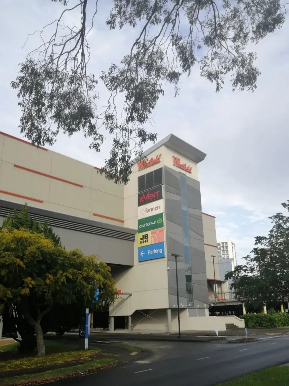 23岁Nyree在新西兰：异国兼职遇暖意，实现水果海鲜自由