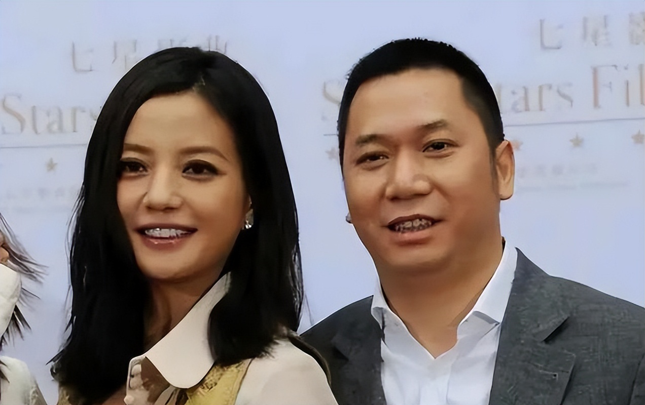 从演员到商人电影解析,从演员到一名亿万富翁