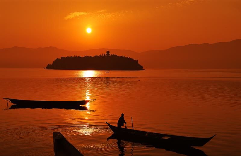 抚仙湖是云南人的私藏后花园,玉溪抚仙湖简介