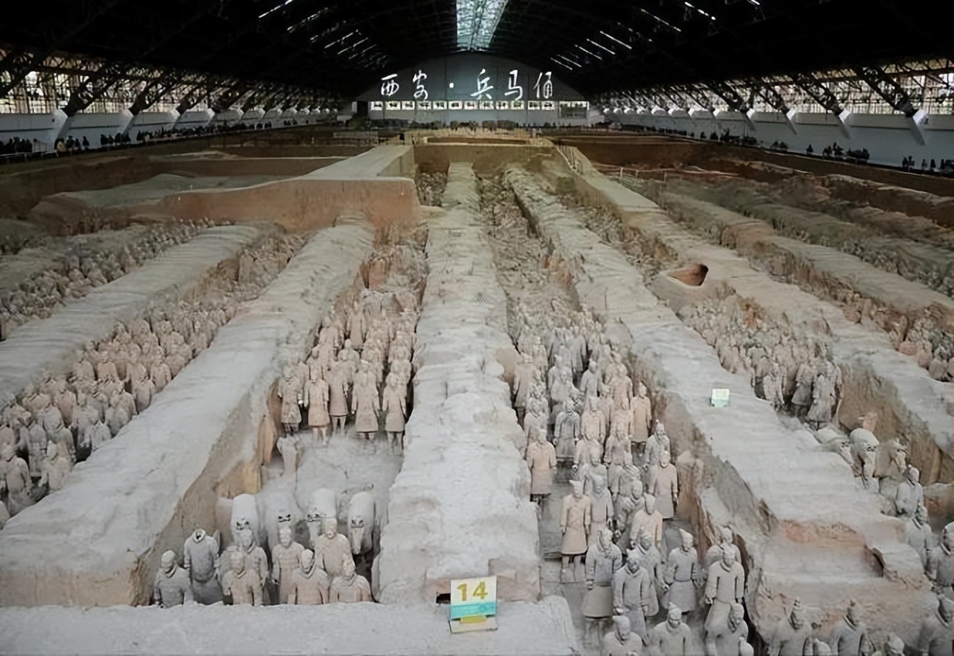 秦朝兵马俑艺术特征有哪些,秦始皇兵马俑复原彩绘