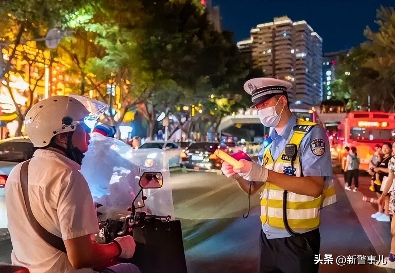 面向太阳拥抱希望,面向太阳充满希望