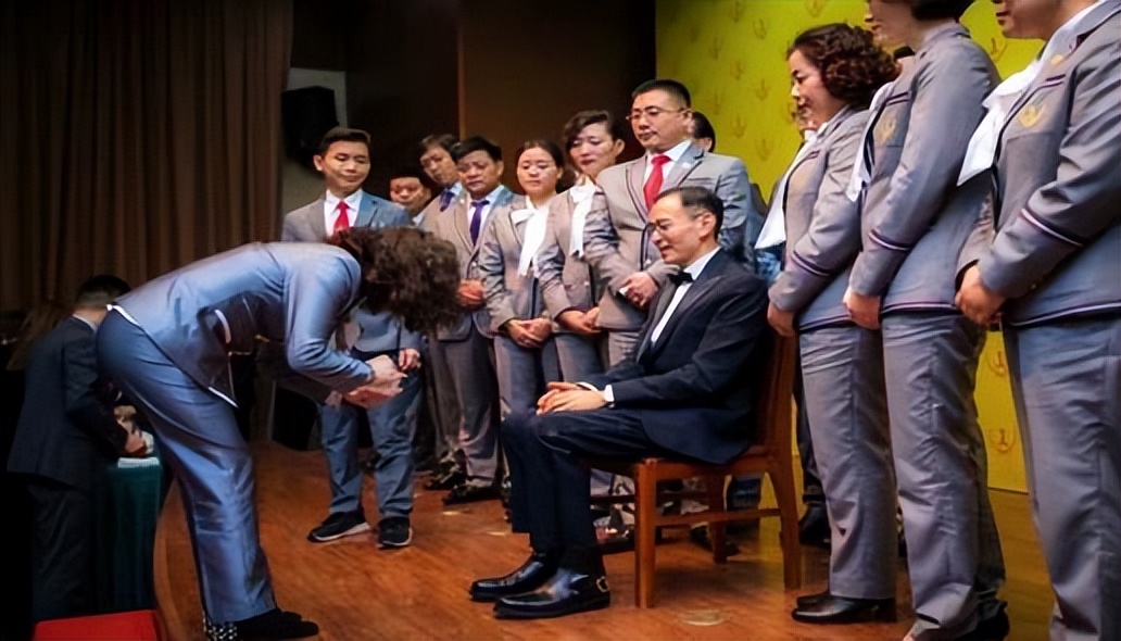 100万拜师陈安之,陈安之月入百万