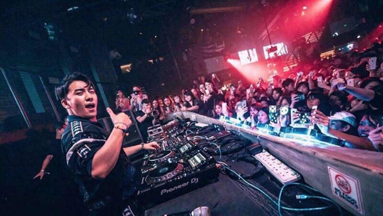 每年“*交性**易额”高达14万亿，情色行业猖獗，韩国为何沦落至此？