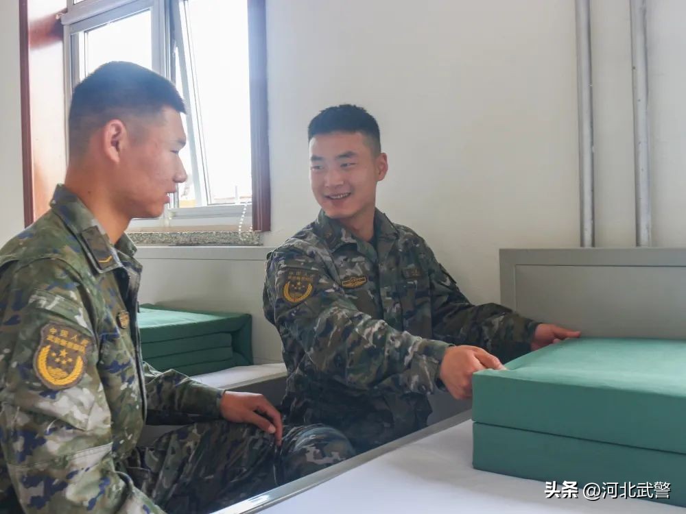 列兵，你的悄悄努力，惊艳了所有人