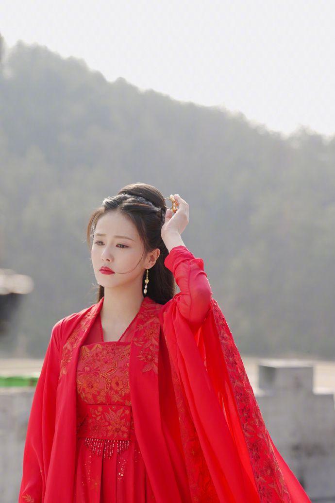 看完周生如故还有推荐的剧吗,电视剧周生如故每周什么时候更新