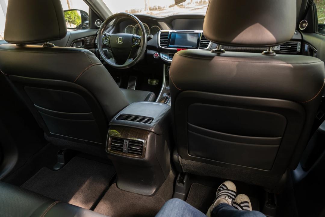 买高配家用车，送V6发动机——9代雅阁3.0LVTI尊贵版