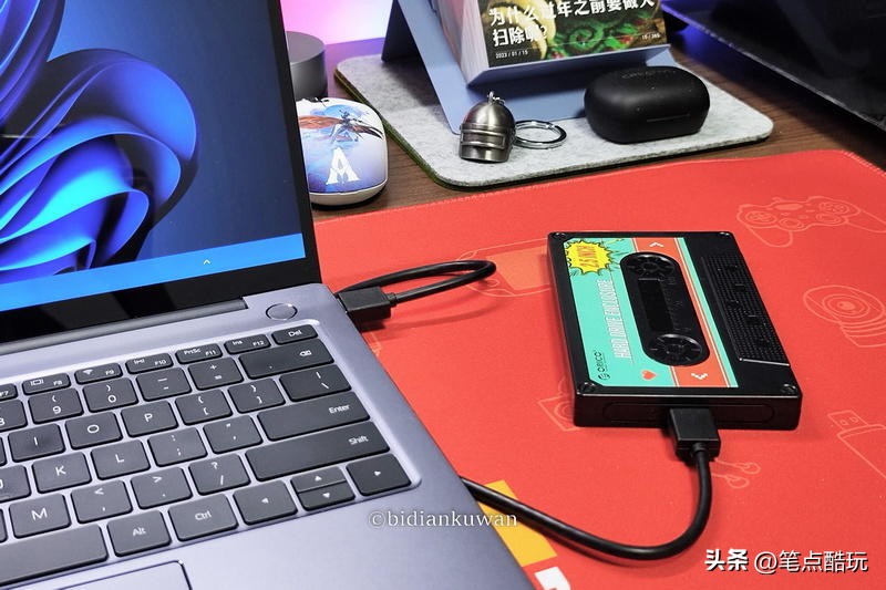 80后一定感慨万千!把硬盘变成磁带,换个形式陪你过年