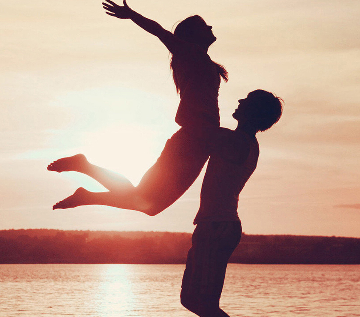 为什么动物都会定期发情，人类女性却要隐藏“发情期”？