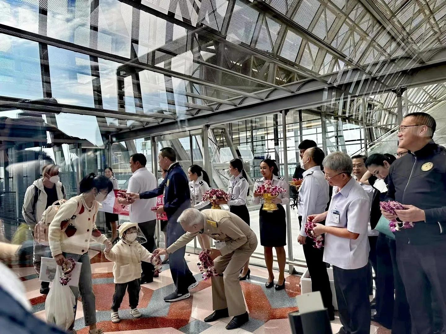 被韩国区别对待的中国游客用脚投票，受到东南亚国家红毯接待